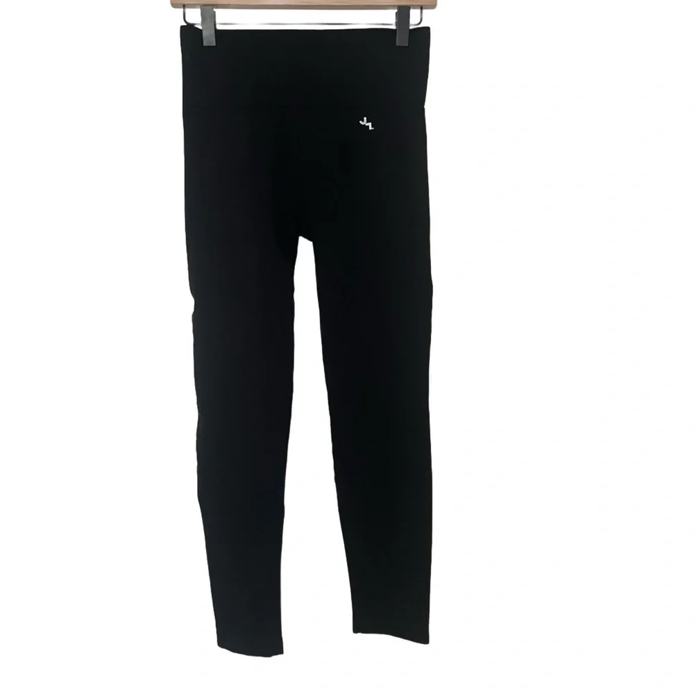 Sold - Picture 3 of 7